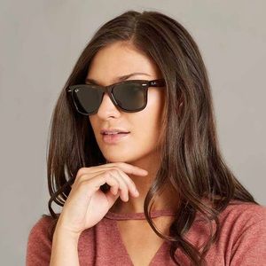 Ray-Ban Polarized Folding Wayfarer Sunglasses